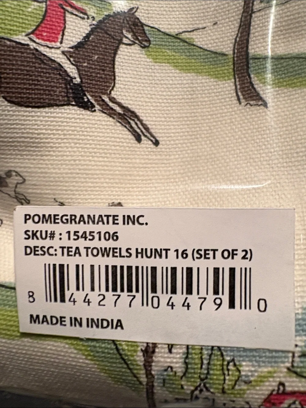 Set of Pomegranate Tea Towels– Hunt Scene NWT